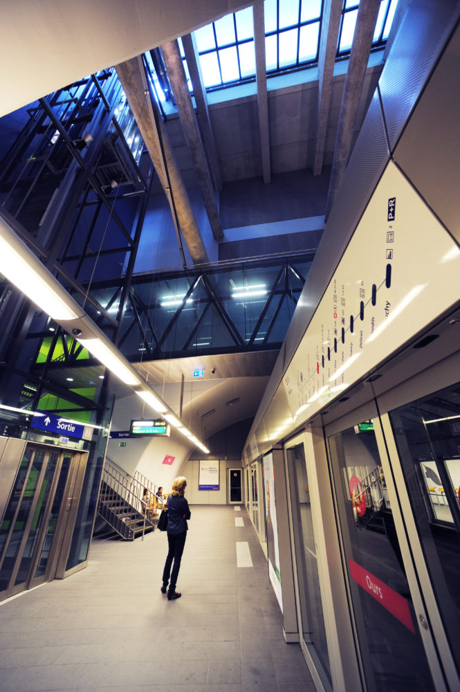Architram – Métro M2 – Stations CHUV et Ours